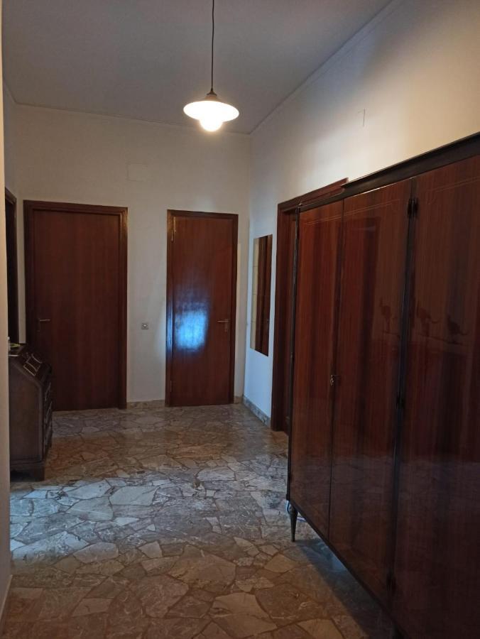 Casa Vacanze Giulia A Careggi Wi-Fi Appartement Florence Buitenkant foto
